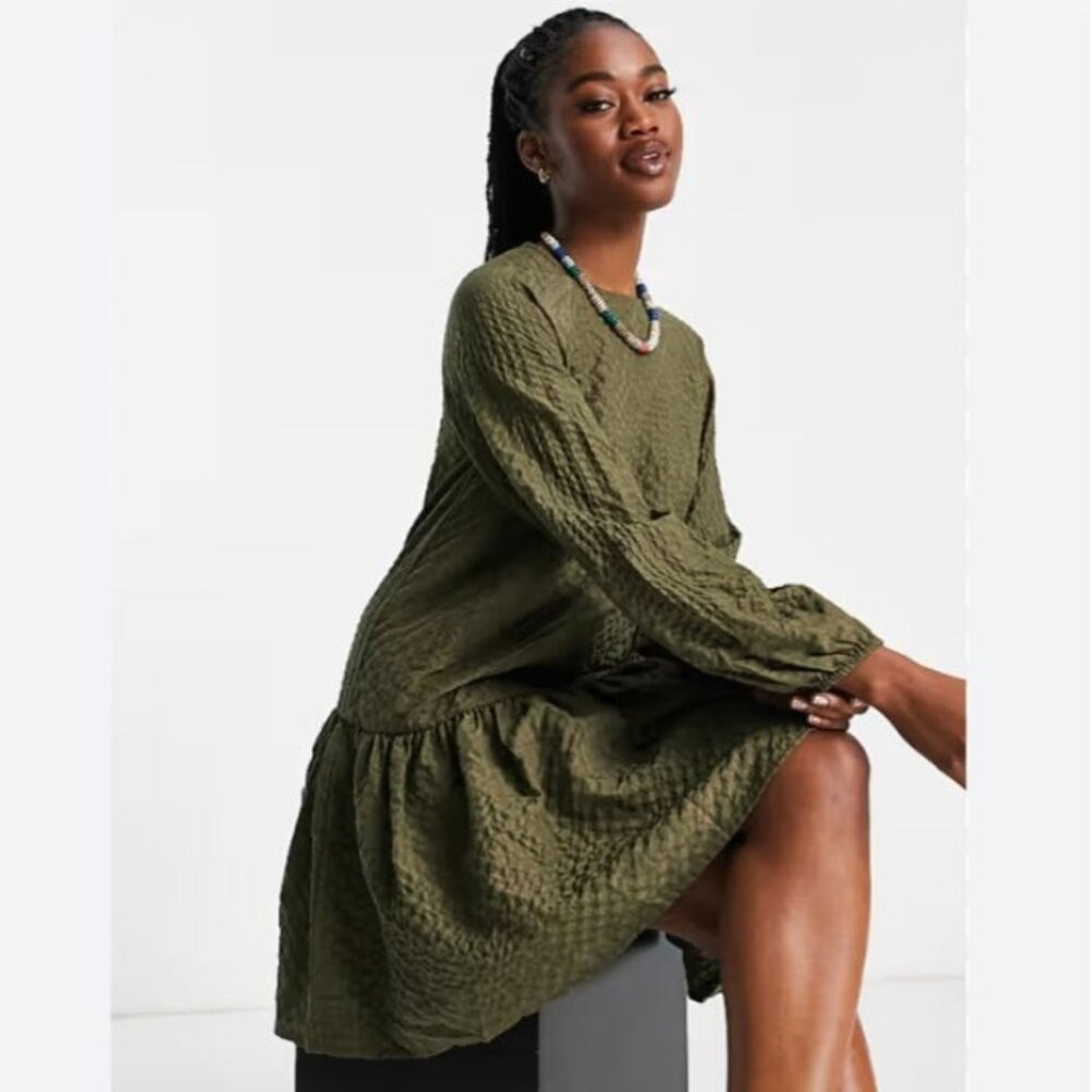 Pieces Loose-Fit Textured Olive Green Long Sleeve Dress W/ Button Back S